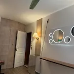 Apartment Red Flat