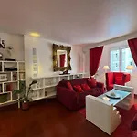 Red Flat Paris
