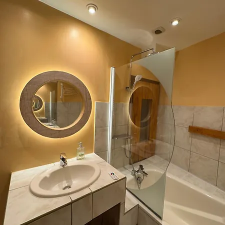 Red Flat Apartman Párizs