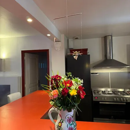 Red Flat * Παρίσι