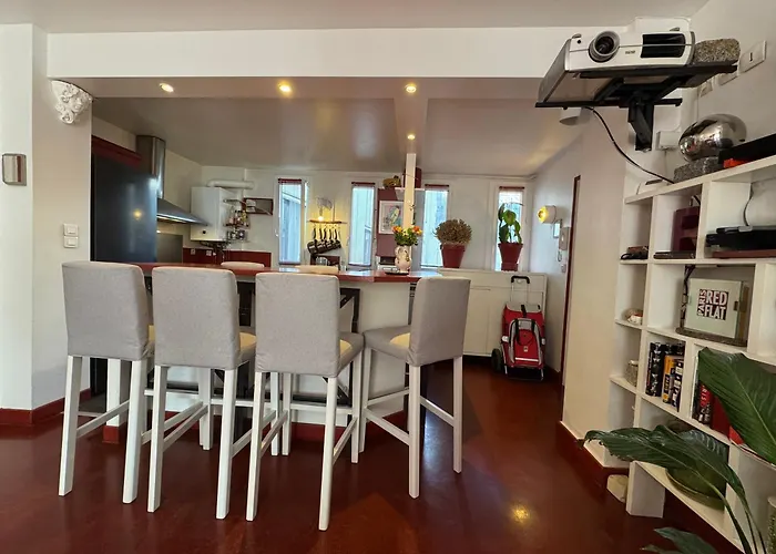Apartment Red Flat *