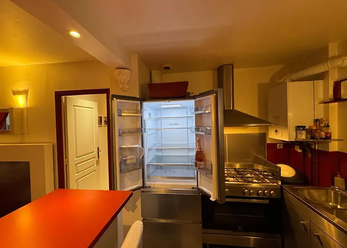 Apartment Red Flat Paris