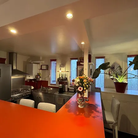 Red Flat Apartmán *