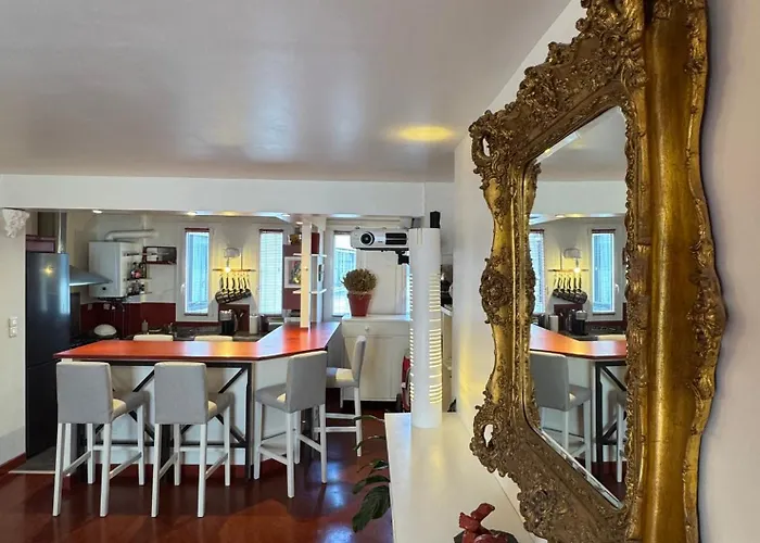 Red Flat Apartmán *
